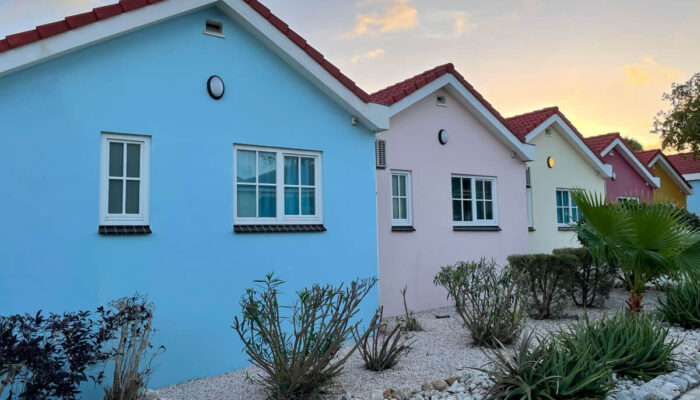 gekleurde huisjes op Livingstone Jan Thiel