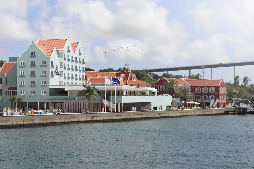 Buitenaanizicht van het Harbor Hotel Curaçao